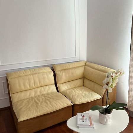 Hidden Gem Apartment In The Center Of The City Брашов Екстериор снимка
