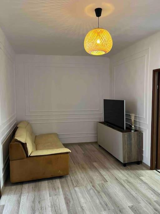 Hidden Gem Apartment In The Center Of The City Брашов Екстериор снимка